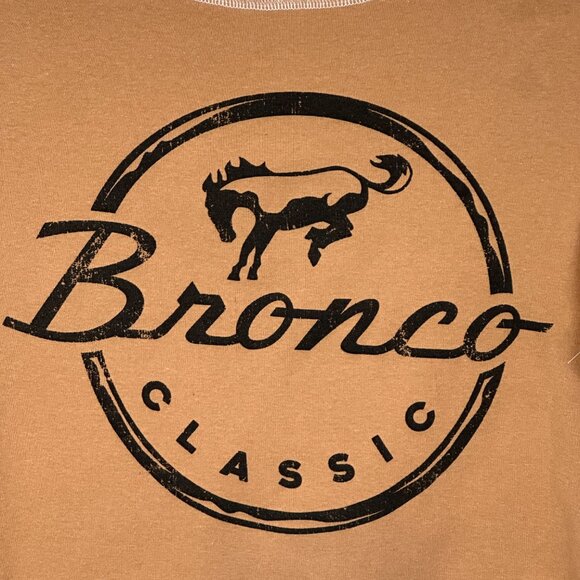 NWOT Ford Bronco Classic Cropped T-Shirt Women's Size XL - Picture 7 of 8